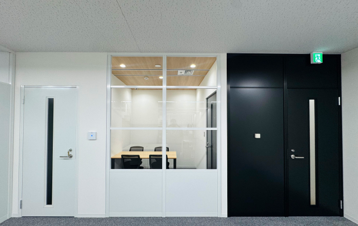 アルミパーテーション